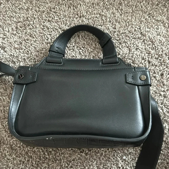 Lindsey Nicole black leather top handle bag - Picture 5 of 5